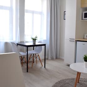 Studio for rent for CZK 20,466 per month in Prague, Koněvova