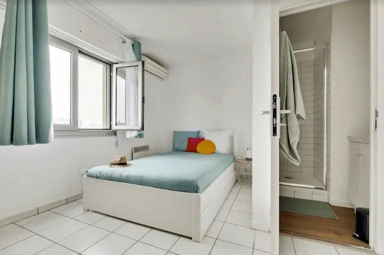 Private room for rent on Avenue Jean Jaurès, Paris - Vue 4