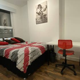 WG-Zimmer for rent for 904 £ per month in London, Denmark Road