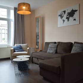Apartment for rent for €1,800 per month in The Hague, Fultonstraat