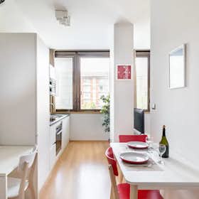 公寓 正在以 €1,350 的月租出租，其位于 Turin, Corso Filippo Turati