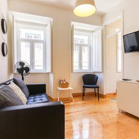 Apartment for rent for €2,374 per month in Lisbon, Travessa da Cruz de Soure