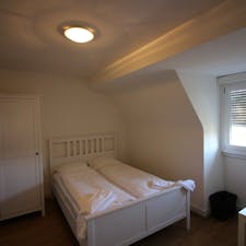 Studio for rent for €1,261 per month in Basel, Eptingerstrasse