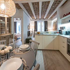 Apartment for rent for €1,942 per month in Barcelona, Carrer de Sidé