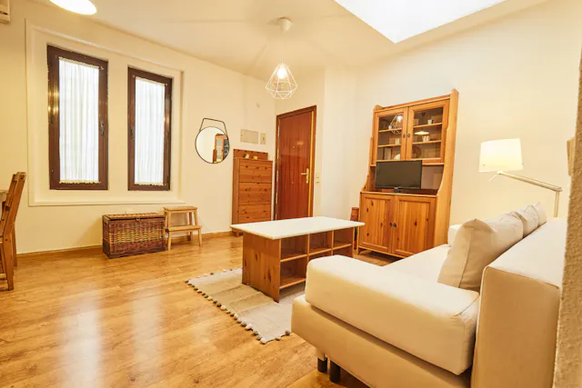 1-Bedroom Apartment in Calle de Palos de la Frontera, Madrid (1275484) room image 1