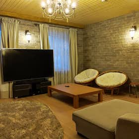 Appartement for rent for € 850 per month in Riga, Kalēju iela
