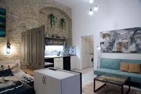 Studio for rent for HUF 349,945 per month in Budapest, Molnár utca