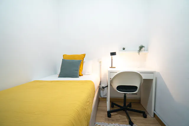 Private room in Carrer Nou de la Rambla, Barcelona (1276191) room image 2