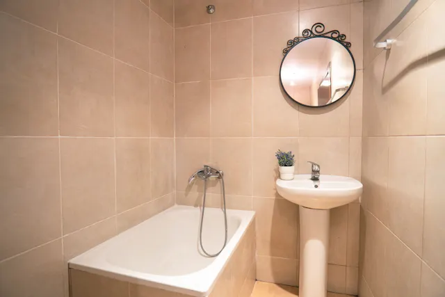 Private room in Carrer Nou de la Rambla, Barcelona (1276191) room image 10