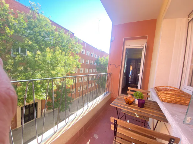 3-Bedroom Apartment in Calle de Huesca, Madrid (1276604) room image 1
