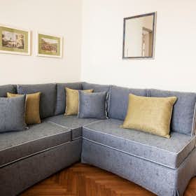 Apartment for rent for €1,400 per month in Athens, Alkimachou