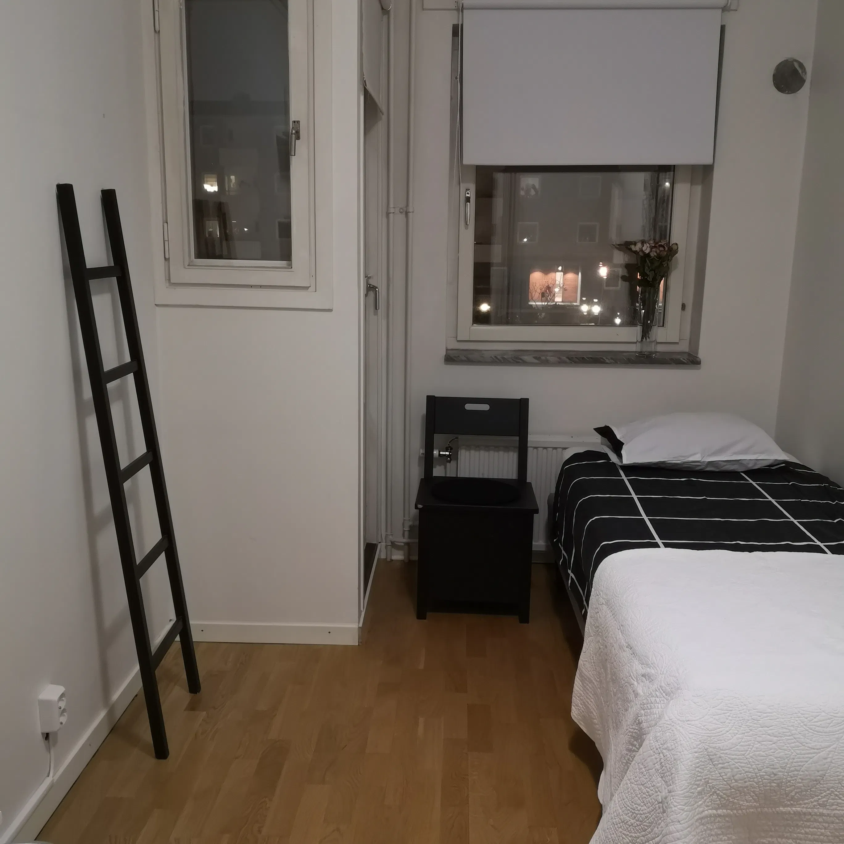 Private room for rent for SEK 5,378 per month in Göteborg, Verktumsgatan