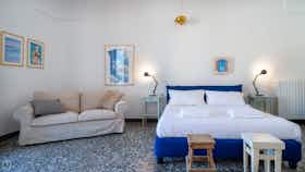 Lägenhet att hyra för 1 446 € i månaden i Lecce, Via Roberto di Biccari