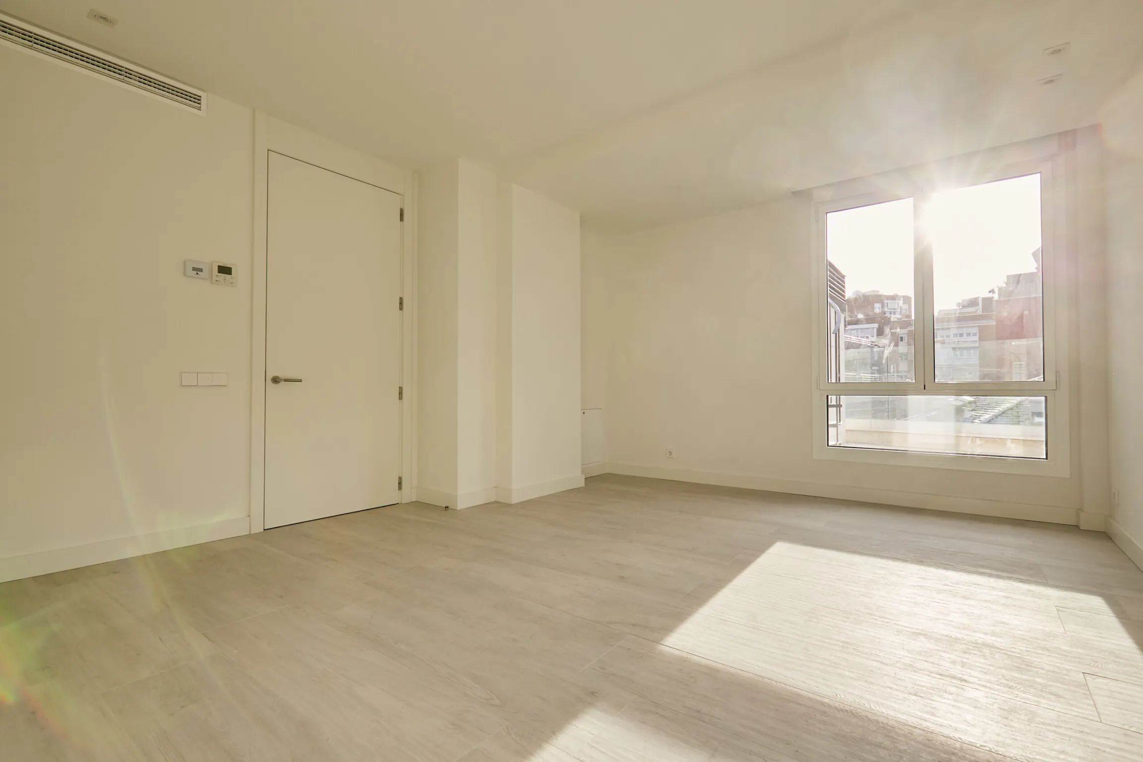 1-Bedroom Apartment in Calle de Recaredo, Madrid (1277226) ROOM 3