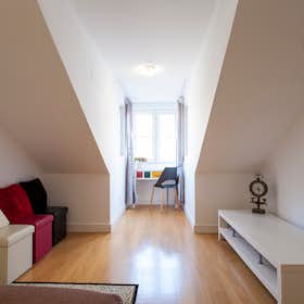 Apartment for rent for €1,741 per month in Lisbon, Rua de Santa Justa