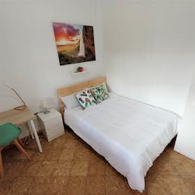 Privé kamer for rent for € 290 per month in Granada, Paseo de Cartuja