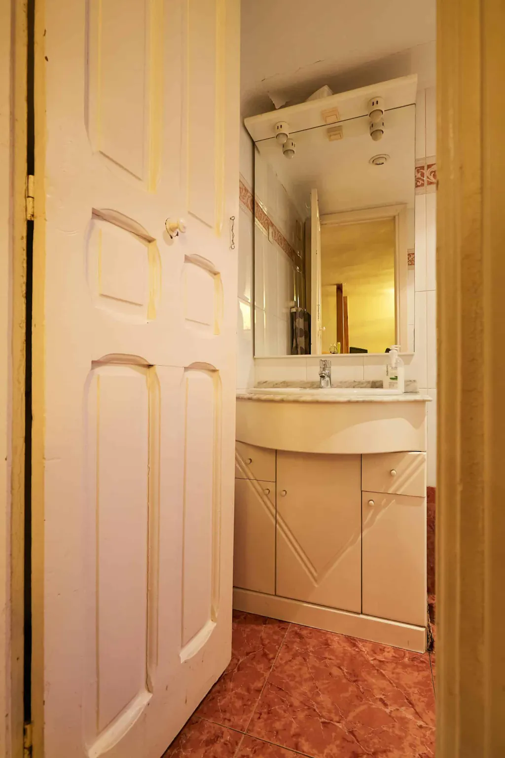 1-Bedroom Apartment in Calle de Galileo, Madrid (1277884) ROOM 4