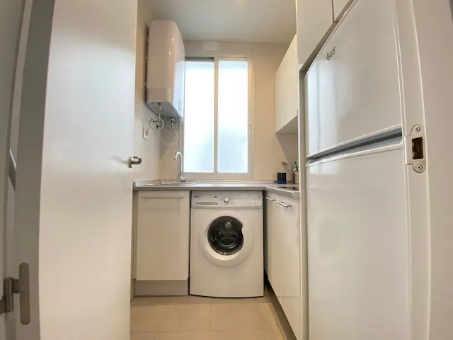 1-Bedroom Apartment in Calle de Cáceres, Madrid (1278174) room image 100