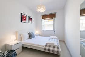 Appartement te huur voor € 1.237 per maand in Lagos, Rua dos Quintais
