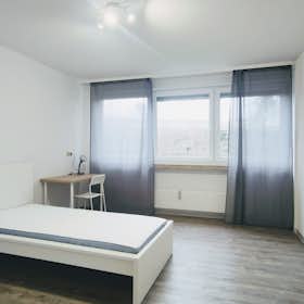 私人房间 正在以 €380 的月租出租，其位于 Dortmund, Löwenstraße