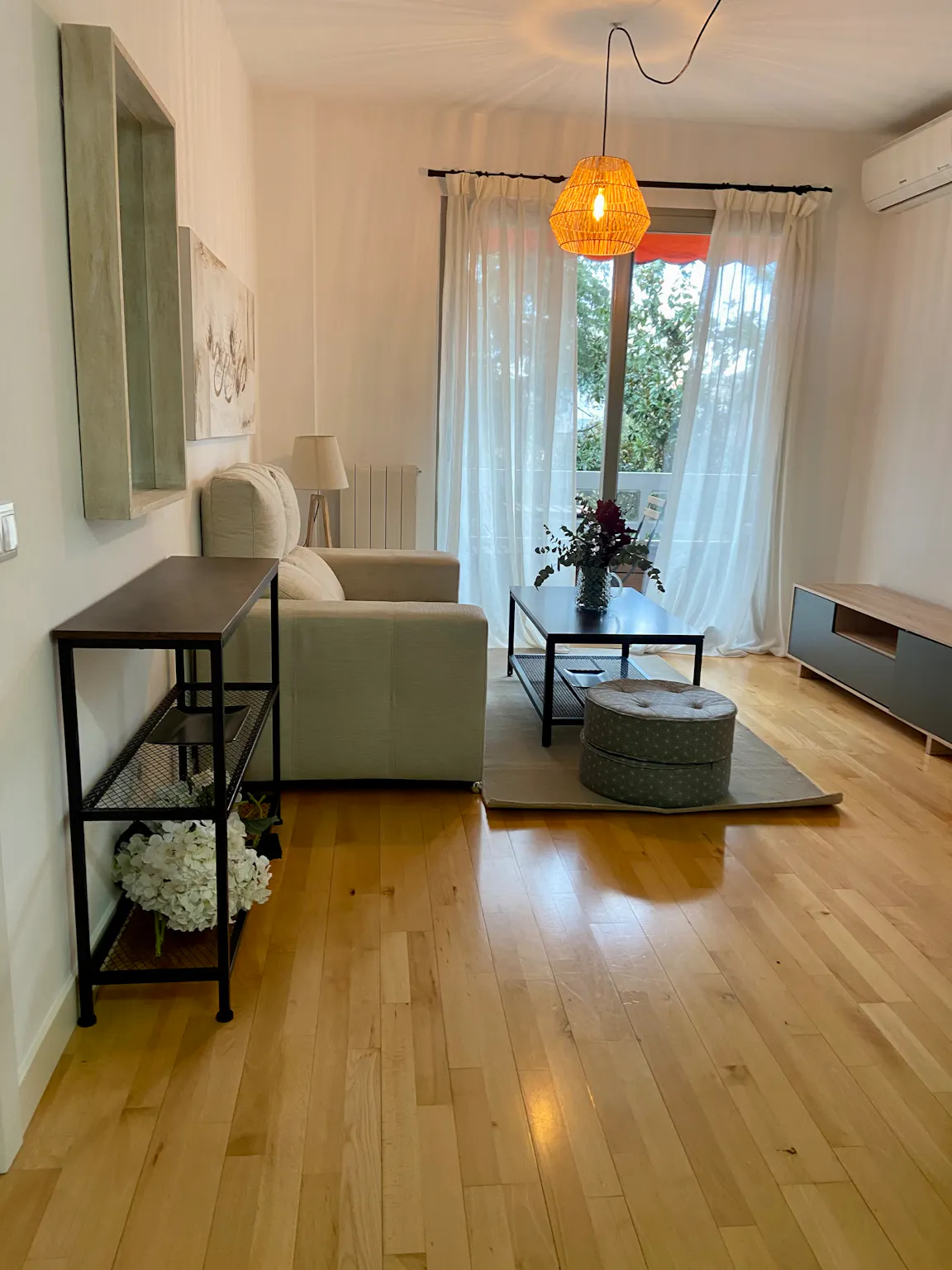 1-Bedroom Apartment in Calle del Pinar, Madrid (1278846) ROOM