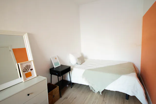 Private room in Carrer d'Aribau, Barcelona (1279826) room image 2
