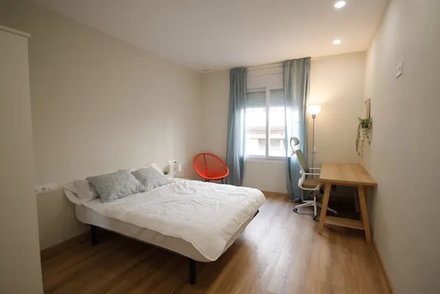 Private room in Carrer de la Riera de Sant Miquel, Barcelona (1279832) room image 2