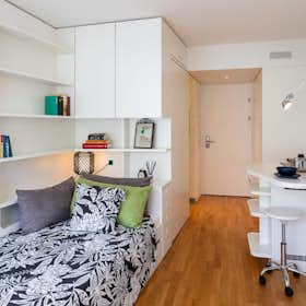 Studio for rent for € 919 per month in Vienna, Am Grünen Prater