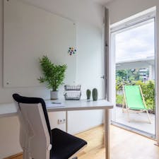 Studio for rent for €929 per month in Vienna, Nordportalstraße