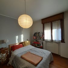 Private room for rent for €400 per month in Parma, Via Artemisia Gentileschi
