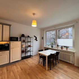 Apartment for rent for €1,500 per month in Düsseldorf, Merowingerstraße