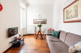 Appartement te huur voor € 1.450 per maand in Florence, Via del Ponte alle Mosse