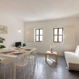 公寓 正在以 €1,131 的月租出租，其位于 Loulé, Avenida da Marina
