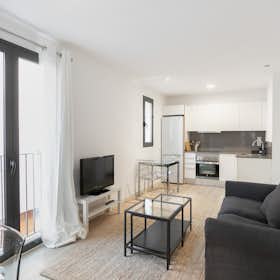Apartment for rent for €1,300 per month in Barcelona, Carrer de Watt