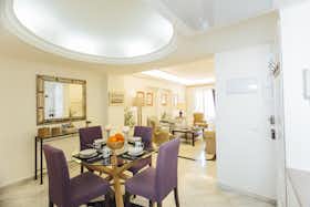 Общая комната сдается в аренду за 690 € в месяц в Sevilla, Calle Abades