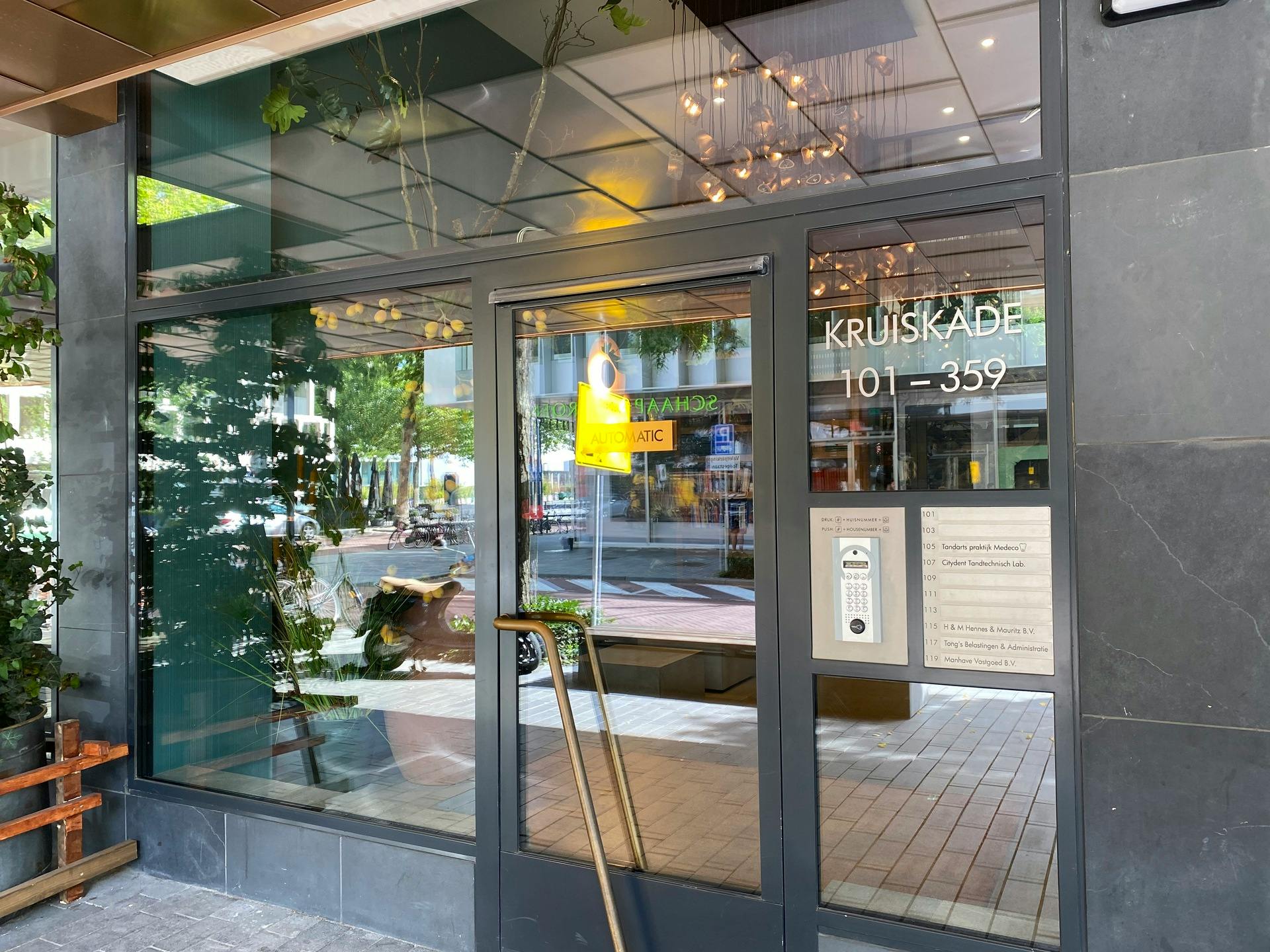 preview gallery tile