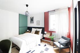 私人房间 正在以 €450 的月租出租，其位于 Schiltigheim, Rue des Trois Maires