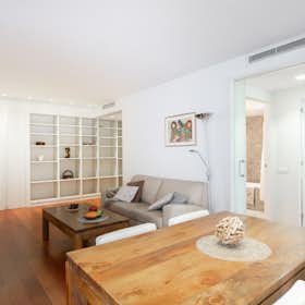 Apartment for rent for €1,900 per month in Barcelona, Carrer del Comte d'Urgell
