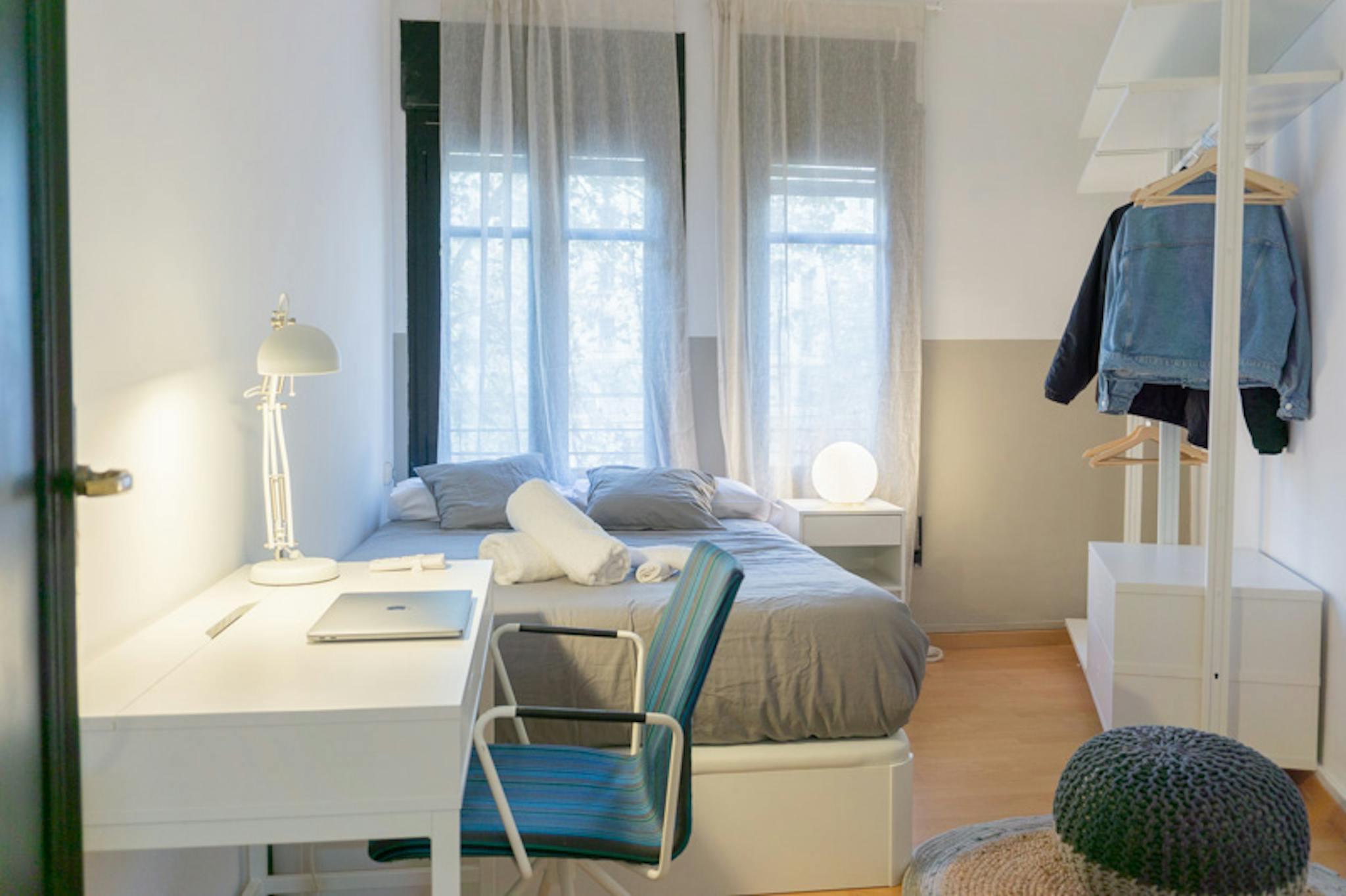 Carrer de Casanova, Barcelona preview