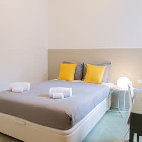 Private room for rent for €873 per month in Barcelona, Carrer de Muntaner