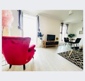 Apartamento en alquiler por 3640 GBP al mes en Cambridge, Ferndale Rise