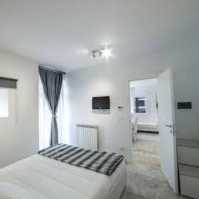 Apartament de închiriat pentru 1.500 EUR pe lună în Impruneta, Via Palazzaccio