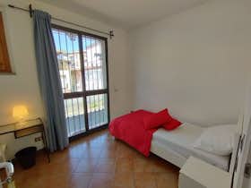 Privé kamer te huur voor € 570 per maand in Florence, Via Francesco Calzolari