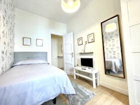 Приватна кімната за оренду для 560 EUR на місяць у Bilbao, Juan Ajuriaguerra kalea