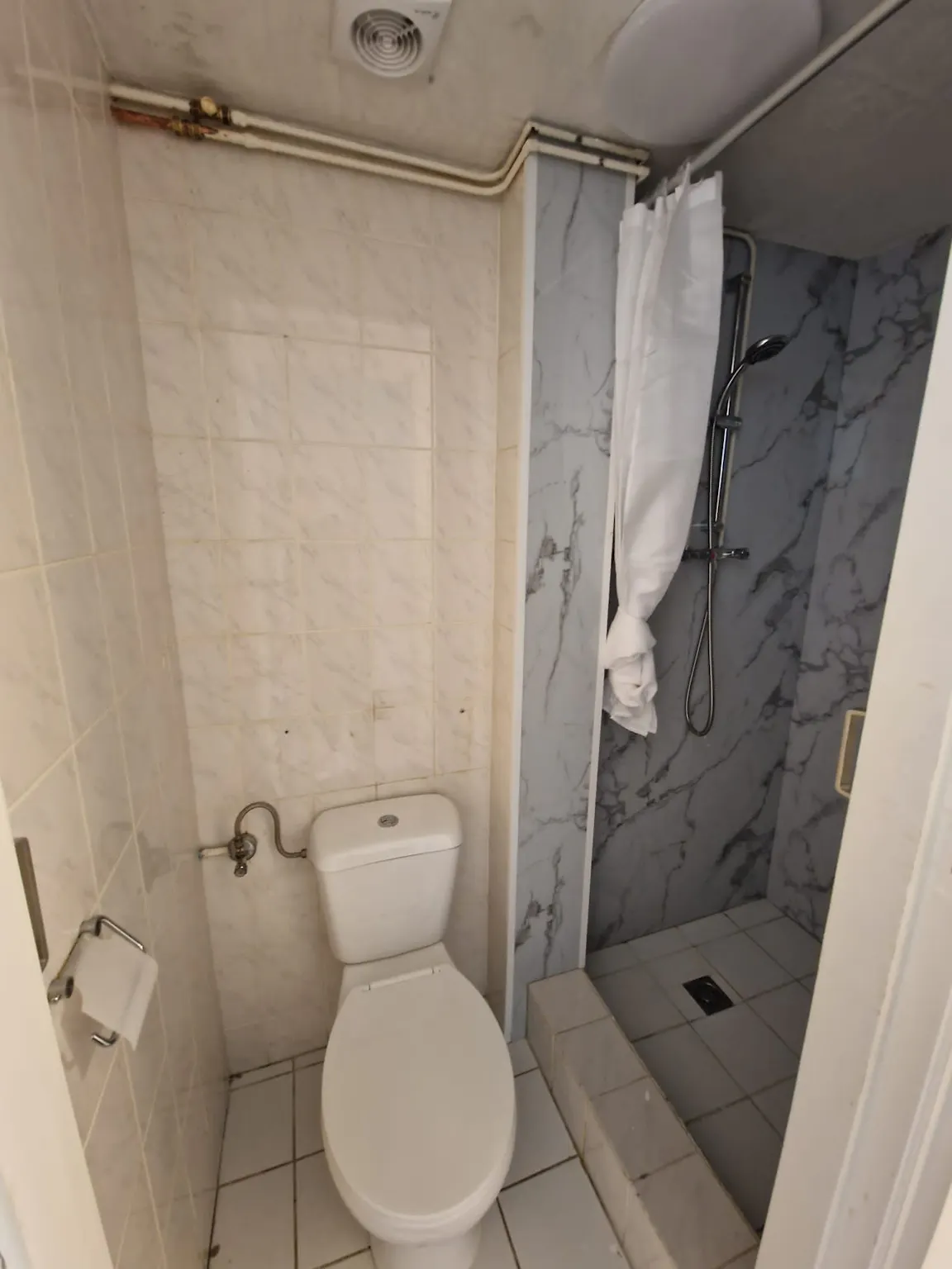 Private room in Rozenburgstraat, The Hague (1283424) ROOM 3
