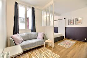 Studio for rent for €1,538 per month in Paris, Rue Lauriston