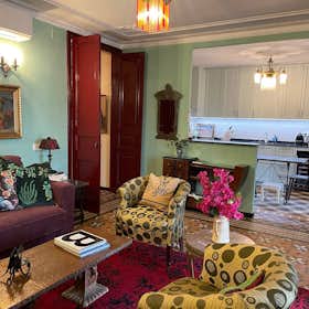 Apartment for rent for €2,950 per month in Barcelona, Carrer d'Ausiàs March
