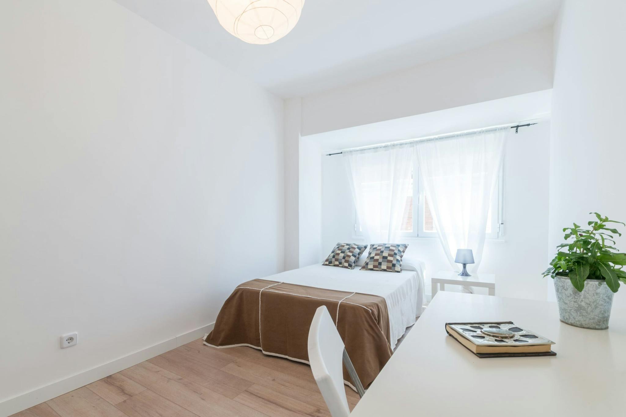 Calle de Talavera, Madrid preview