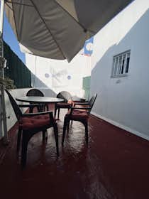 Квартира за оренду для 845 EUR на місяць у Cadiz, Calle Vea Murguía
