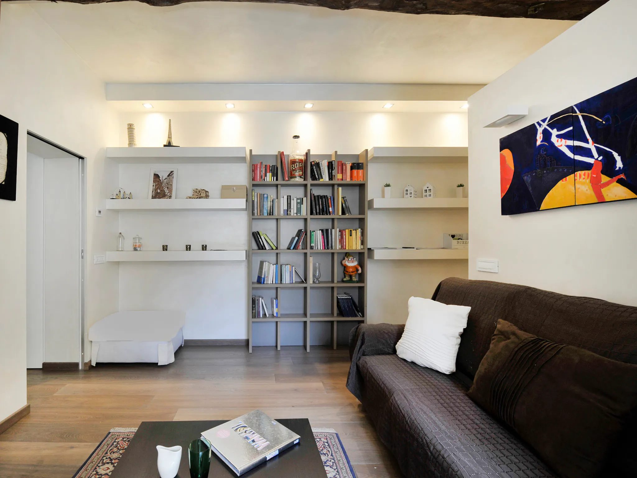 2-Bedroom Apartment in Via Santo Stefano, Bologna (1284566) ROOM 4